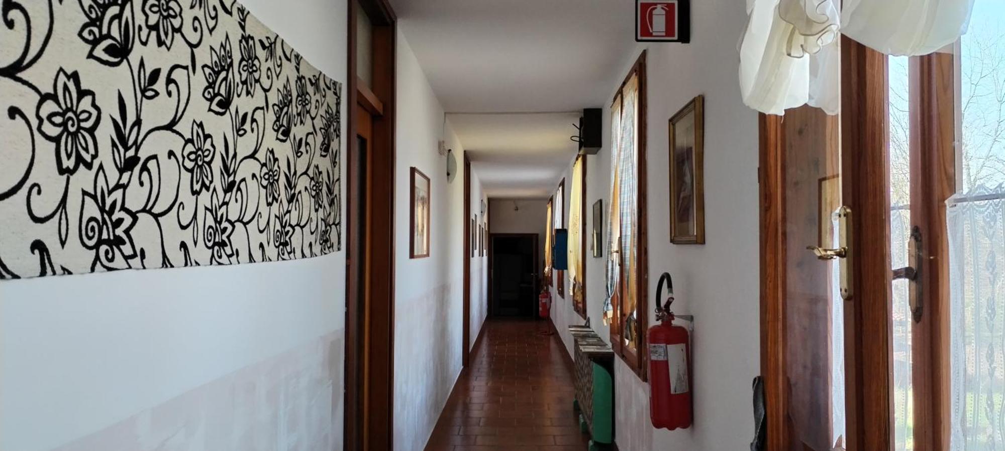 Stasion Di Pueste Nogaredo Luaran gambar
